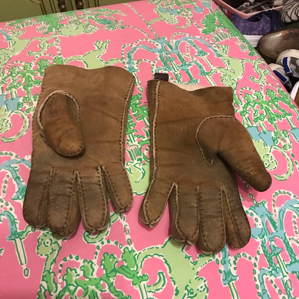 Ugg Tenney Shearling Gloves Size Large - image 4